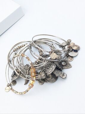 Alex and Ani large lot of tarnished bangle bracelets